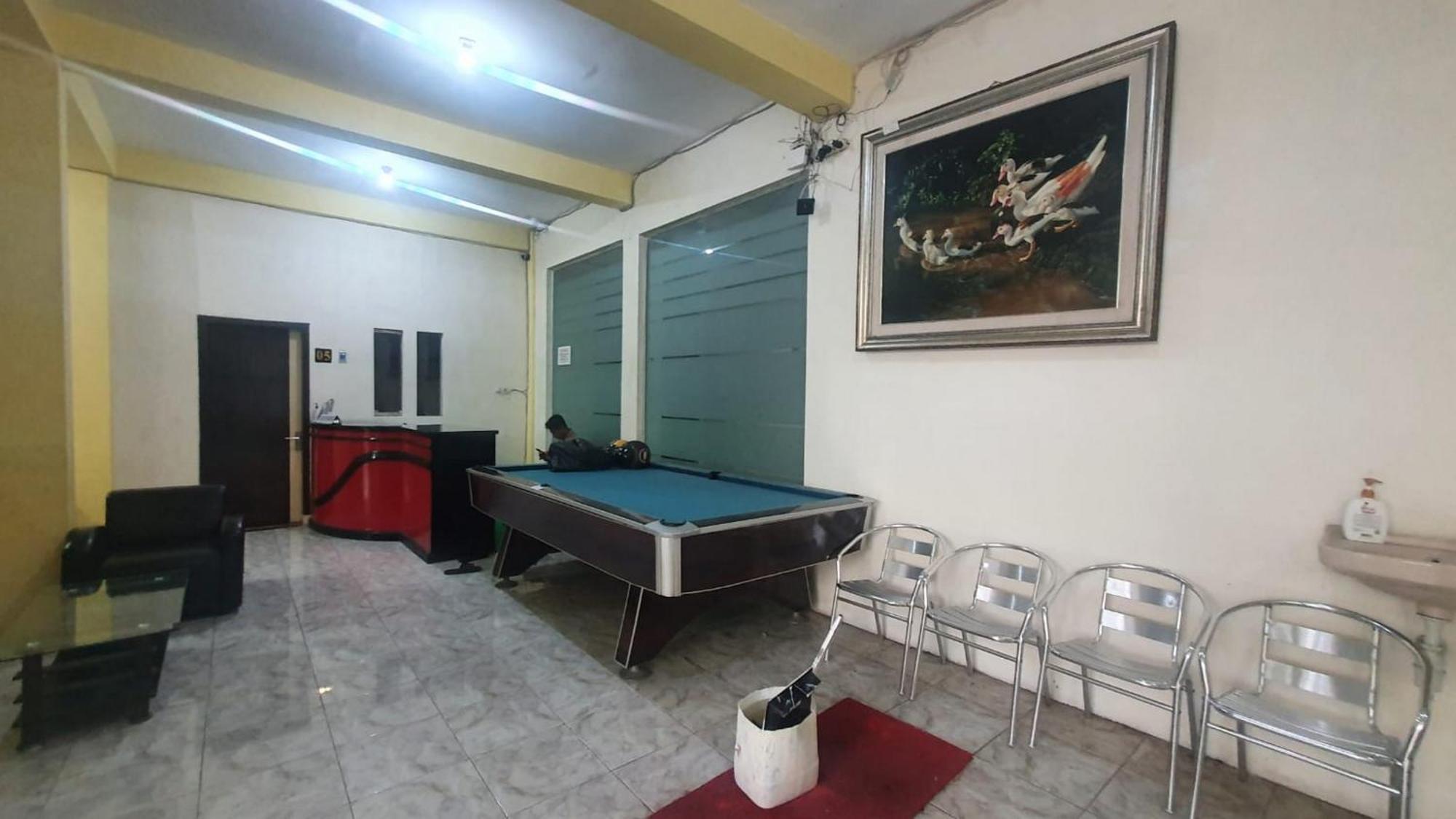 Reddoorz Syariah At Demasto Homestay Jembel Exteriör bild